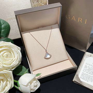 ブルガリ BVLGARI CZZ-XLBV25006 2025年最新入荷 ディーヴァ ドリーム ネックレス レディース アクセサリー ジュエリー
