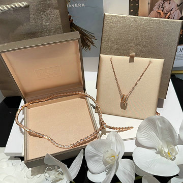 ブルガリ BVLGARI CZZ-XLBV25012 2025年最新入荷 セルペンティ ヴァイパー ネックレス ディース アクセサリー ジュエリー