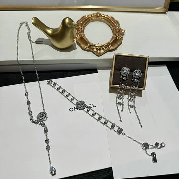 シャネル CHANEL CZZ-XLCH25020 2025年最新入荷 ネックレス ブレスレット イヤリング エレガント シンプル ディリー