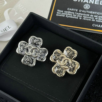 商品細詳を見る:シャネル CHANEL 99-XZCH25018  2025年最新入荷 ブローチ エレガント シンプル ディリー