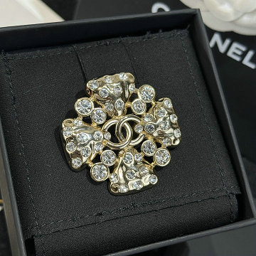 商品細詳を見る:シャネル CHANEL 99-XZCH25019  2025年最新入荷 ブローチ エレガント シンプル ディリー