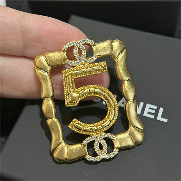 商品名称：シャネル CHANEL 99-XZCH25035 2025年最新入荷 ブローチ エレガント シンプル ディリー
