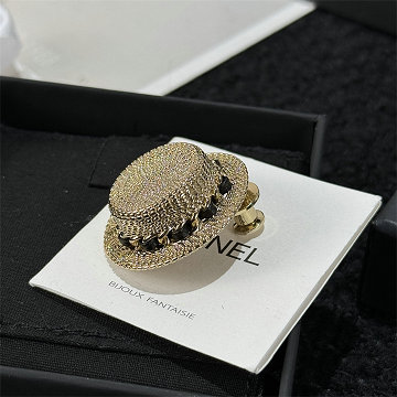 商品細詳を見る:シャネル CHANEL  99-XZCH25039 2025年最新入荷 ブローチ エレガント シンプル ディリー
