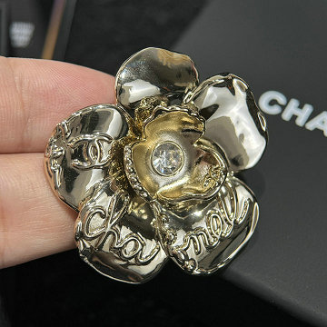 商品名称：シャネル CHANEL 99-XZCH25015 2025年最新入荷 ブローチ エレガント シンプル ディリー