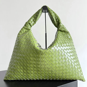 商品細詳を見る:ボッテガヴェネタ BOTTEGAVENETA 99-BOV763970GL  2025年新作 ホップ ラージ ホーボーバッグ トートバッグ ハンドバッグ レディース