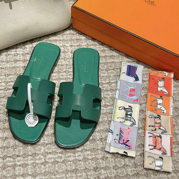 エルメス HERMES 2025年新作 Oran フラットスライド ビーチスリッパ カジュアル レディース
