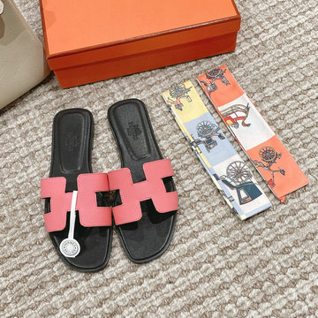 エルメス HERMES 2025年新作 Oran フラットスライド ビーチスリッパ カジュアル レディース