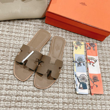 エルメス HERMES 2025年新作 Oran フラットスライド ビーチスリッパ カジュアル レディース