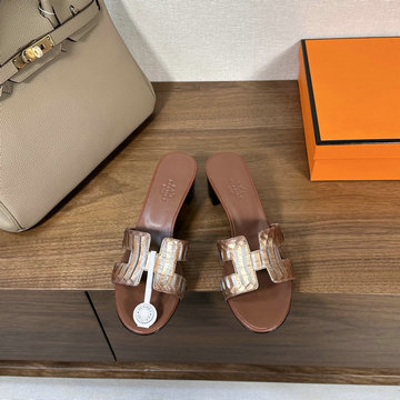 エルメス HERMES 2025年新作 Oran ローヒールスライド ビーチスリッパ スクエアヒール カジュアル レディース