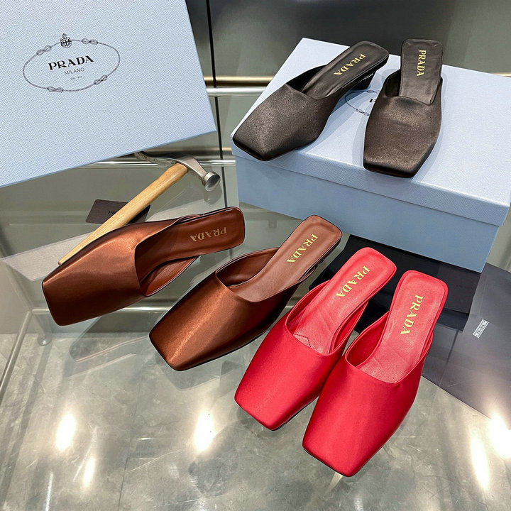 プラダ PRADA 2025年新作 ローヒールミュール ウィメンズ スライド カジュアル
