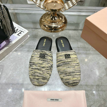 ミュウミュウ MIUMIU 2025年新作 スリッポンサンダル ムートン プラットフォームミュール レディース シューズ レザー