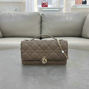 商品名称：クリスチャンディオール CHRISTIAN DIOR 99-CD0604KF 2025年新作 ミス ディオール ミニ フラップバッグ トートバッグ ショルダーバッグ