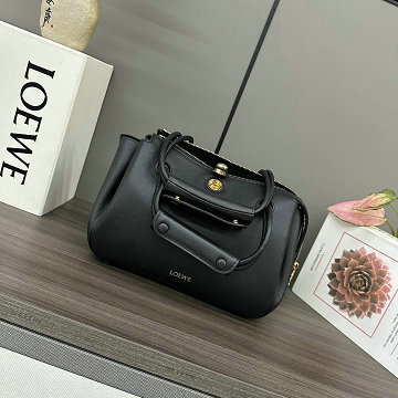 商品細詳を見る:ロエベ LOEWE 99-LE012452BK  2025年最新入荷 マドリードバッグ スモール ホーボーバッグ ショルダーバッグ レディース