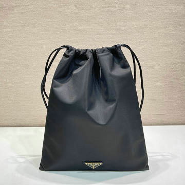 プラダ PRADA  99-PD1NK001BBK 2025年新作 Re-Nylon ポーチ トートバッグ ドローストリングバックパック