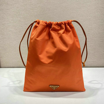 プラダ PRADA 99-PD1NK001BCS 2025年新作 Re-Nylon ポーチ トートバッグ ドローストリングバックパック