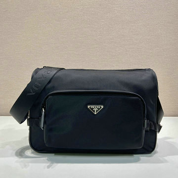 プラダ PRADA 99-PD2VH191BK  2025年新作 ラージ Re-Nylon サフィアーノレザー ショルダーバッグ メンズ