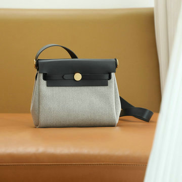 商品名称：エルメス HERMES 2025年新作 エールバッグジップ20 ミニ ショルダーバッグ トワルアッシュ ヴァッシュパンター アルドワーズ エクリュ