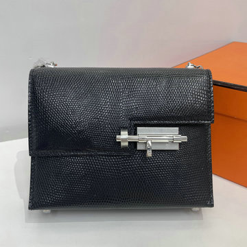 商品細詳を見る:エルメス HERMES 2025新作 バーキン シャドウ クラッチ ポシェット エバーカラー