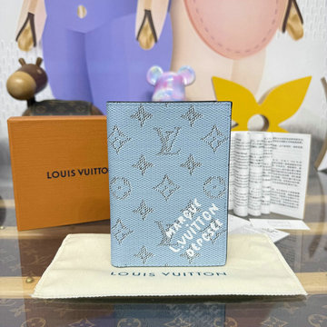 商品細詳を見る:ルイヴィトン LOUISVUITTON 057-M15075L  2025年新作 パスポートカバー クーヴェルテュール パスポール モノグラム ヘリテージ キャンバス