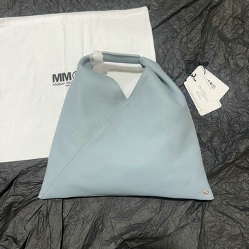 商品名称：メゾンマルジェラ Maison Margiela YES-MAM3508QLl 2025年新作 ホーボーバッグ ハンドバッグ トートバッグ 肩掛けショルダーバッグ