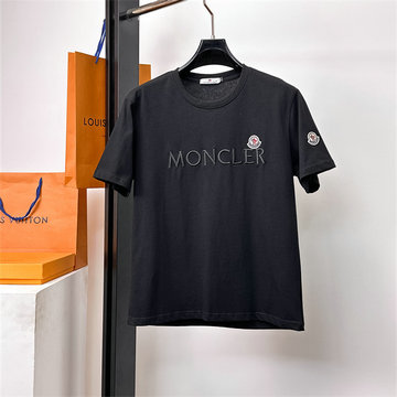 商品名称：モンクレール MONCLER JS-TDMC25002  2025年最新入荷 コットンジャージー ショートスリーブ クルーネック 半袖 カジュアル おしゃれ メンズ