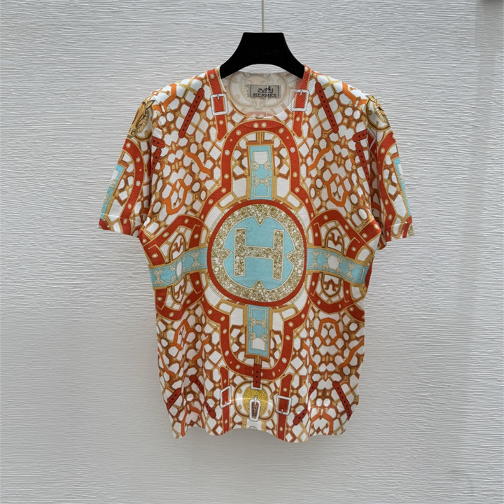 商品細詳を見る:エルメス HERMES XG-TDHE25003  2025年最新入荷 コットンジャージー ショートスリーブ クルーネック 半袖 カジュアル おしゃれ レディース