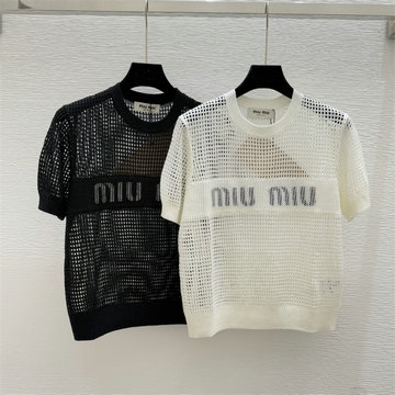 商品細詳を見る:ミュウミュウ MIUMIU XG-MDMM25012 2025年新作 透かし彫り Tシャツ 半袖 クルーネック レディース