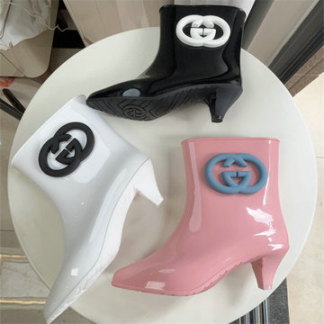 商品名称：グッチ GUCCI 26-GGJ250022025年新作 レインブーツ アンクルブーツ ローヒールシューズ 雨靴 レディース