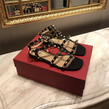 ヴァレンティノ Valentino 26-VTJ25004JPBK2025年新作 ロックスタッズ ストラップスライドサンダル フラットミュール レディース