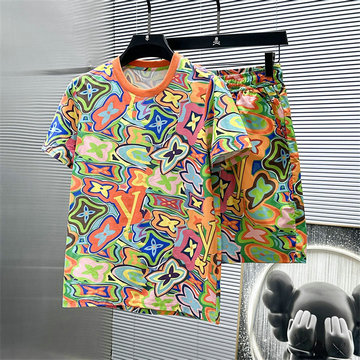 ルイヴィトン LOUISVUITTON JS-TZLV250082025年新作 スーツセット トランクプリント Tシャツ ショートパンツ おしゃれ カジュアル