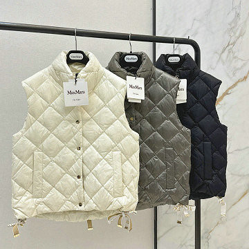 マックスマーラ MaxMara XG-WTMAX250032025年新作 ダウンベスト ノースリーブ ボタンジャケット