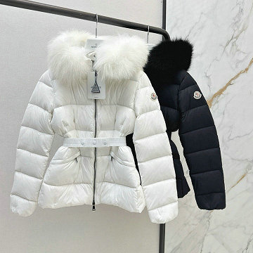 モンクレール MONCLER XG-WTMC250182025年新作 ロングスリーブ ダウンジャケット フーディー ジップジャケット アウターコート レディース
