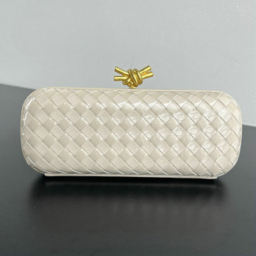 商品名称：ボッテガヴェネタ BOTTEGAVENETA aj-BOV754783MB2025年新色 ストレッチ ノット 横長シルエット ミノディエール クラッチバッグ