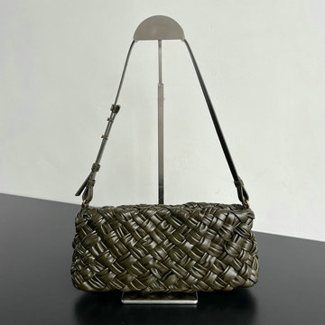 ボッテガヴェネタ BOTTEGAVENETA aj-BOV785780NG2025年新作 カリメロ チャチャ ショルダーバッグ フーラード クラッチバッグ
