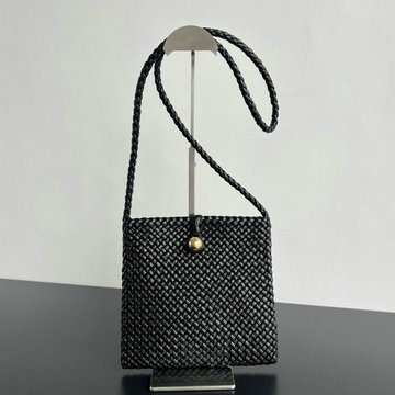 商品名称：ボッテガヴェネタ BOTTEGAVENETA aj-BOV777680BK 2025年新作 トスカ スマートフォンかばん ショルダーバッグ イントレチャートレザー