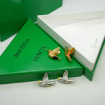 商品名称：ボッテガヴェネタ BOTTEGAVENETA 99-EHBOV25001 2025年新作 ハト イヤリング ピアス アクセサリー ジュエリー