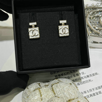 シャネル CHANEL 99-EHCH250662025年新作 ピアス イヤリング ジュエリー
