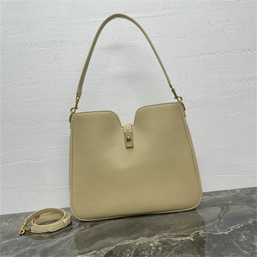 商品名称：セリーヌ CELINE 2025年新作 ミディアム カミーユ 16 セーズ ソフト バッグ ショルダーバッグ スムースカーフスキン