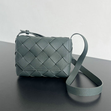 ボッテガヴェネタ BOTTEGAVENETA aj-BOV795637PSG2025年新作 ディアゴ クロスボディバッグ メンズ レディース ショルダーバッグ