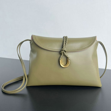 商品名称：ボッテガヴェネタ BOTTEGAVENETA  aj-BOV806034XF2025年新作 スモール リベルタ クロスボディバッグ ショルダーバッグ ダブルフラップ