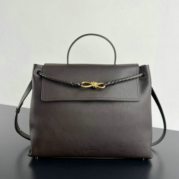 商品細詳を見る:ボッテガヴェネタ BOTTEGAVENETA aj-BOV826195SK2025年新作 チャオ チャオ ラージ トートバッグ ショルダーバッグ レディース