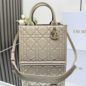 クリスチャンディオール CHRISTIAN DIOR JS-CD1325PJXS2025年新作 Book Tote ブック トップハンドルバッグ トートバッグ ハンドバッグ