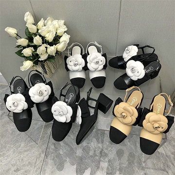 商品細詳を見る:シャネル CHANEL 26-CHJ25069C 2025年新作 カメリア ローヒールサンダル スリングバック パンプス レディース 靴
