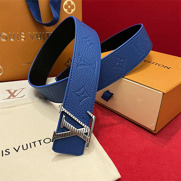 商品細詳を見る:ルイヴィトン LOUISVUITTON 057-M8260Y2025年新作 ベルト LV イニシャル トリヨン 40MM リバーシブル レディース レザー