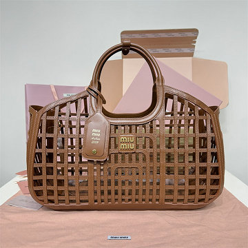 ミュウミュウ MIUMIU 057-MM5BA293ZS2025年新作 レザー バスケットバッグ トートバッグ ハンドバッグ レザー レディース