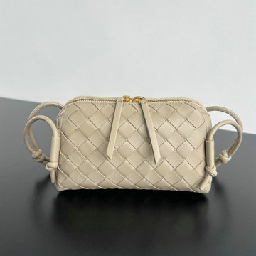 商品細詳を見る:ボッテガヴェネタ BOTTEGAVENETA aj-BOV794258QQX 2025年新作 コンサートポーチ ショルダーバッグ レディースイントレチャート