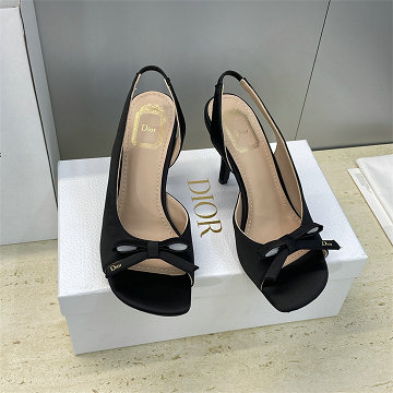 商品名称：クリスチャンディオール CHRISTIAN DIOR 26-CDJ25028S 2025年新作 ミディヒールサンダル リボン付き レディース シューズ