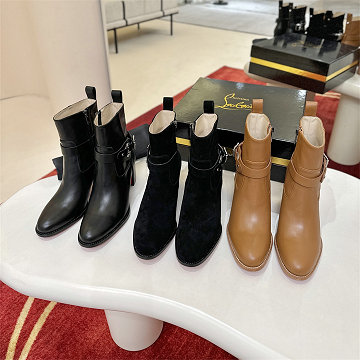 商品細詳を見る:クリスチャンルブタン CHRISTIAN LOUBOUTIN 26-CLJ25022 2025年新作 ショートブーツ ミディヒールシューズ レディース