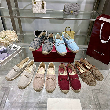 商品名称：グッチ GUCCI 26-GGJ25018 2025年新作 ホースビット ローファー レディース パンプス フラットシューズ 靴 レザー