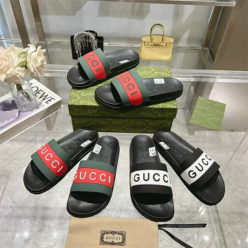 商品細詳を見る:グッチ GUCCI 26-GGJ25020 2025年新作 スライド サンダル スリッパ ミュール 男女兼用